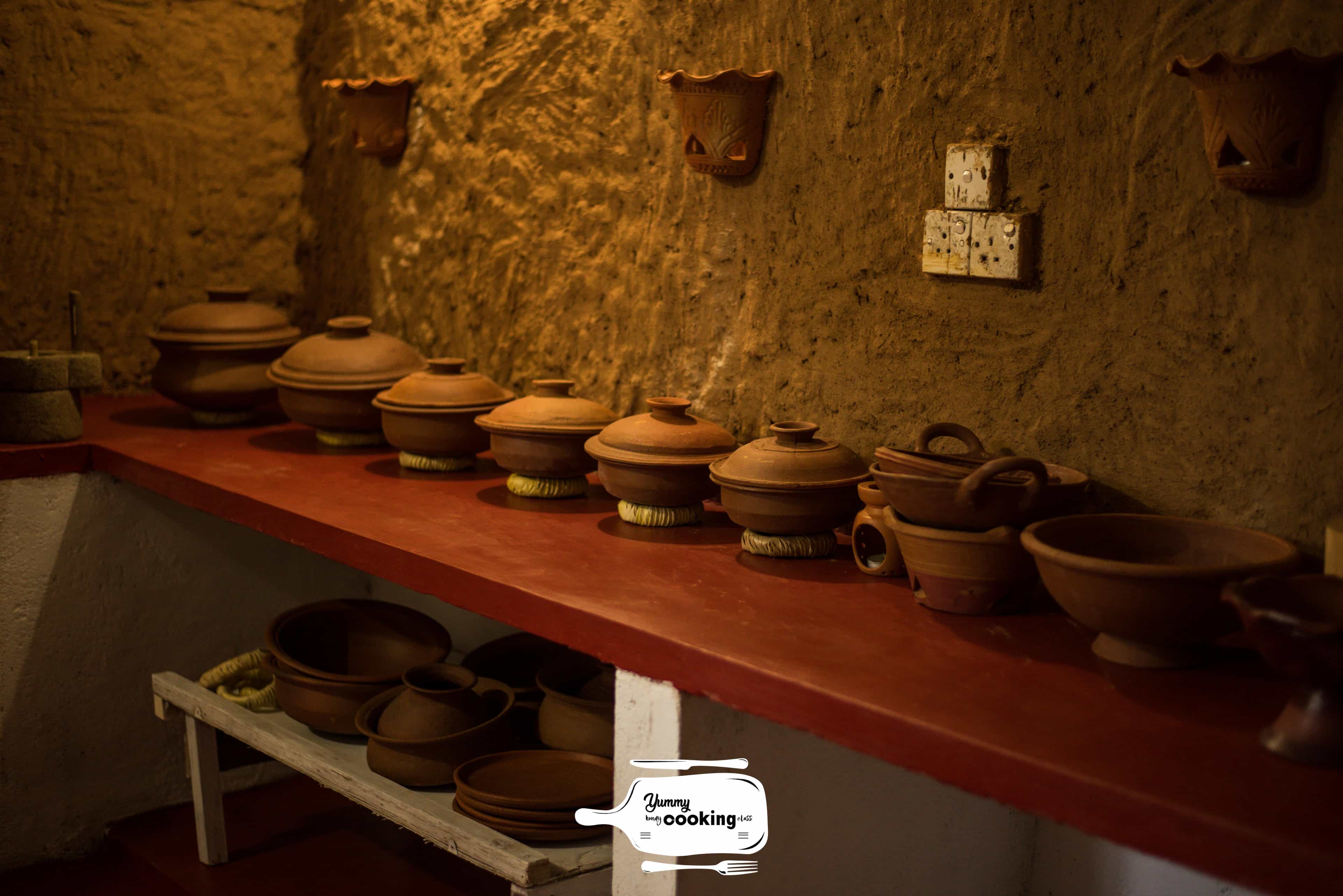 Traditional Curry Clay Pots